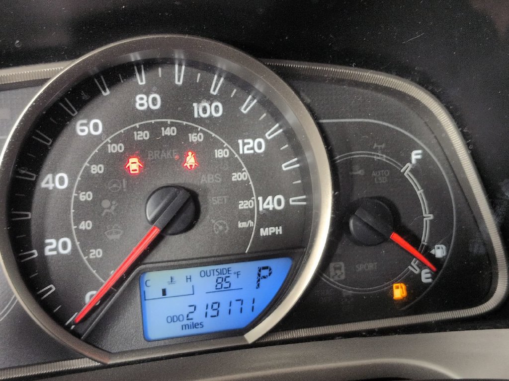 Used 2015 Toyota RAV4 XLE FWD image 43
