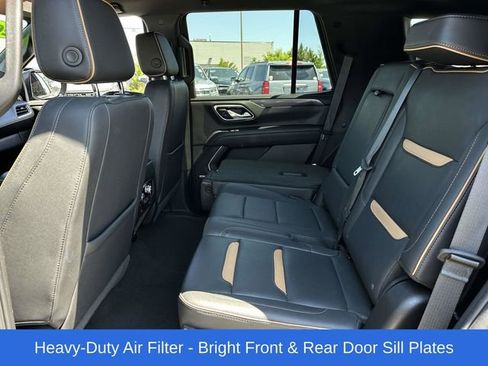 Used 2023 GMC Yukon AT4 AWD/4WD image 16