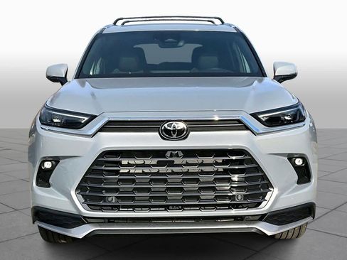 New 2026 Toyota Grand Highlander AWD Hybrid image 3