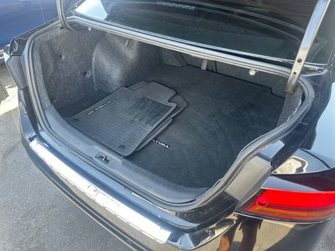 Used 2021 Nissan Altima 2.5 SR FWD image 26