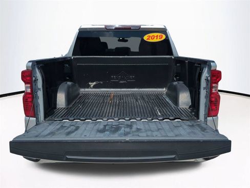 Used 2019 Chevrolet Silverado 1500 LT RWD image 14