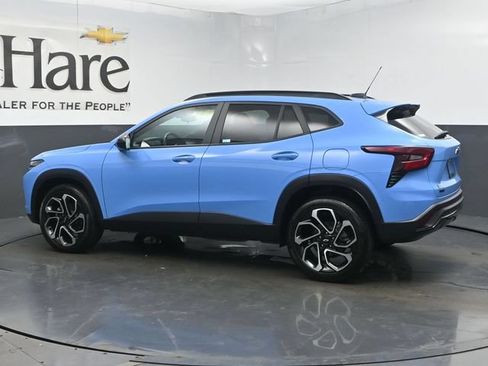 Used 2024 Chevrolet Trax RS w/ Driver Confidence Package FWD image 61