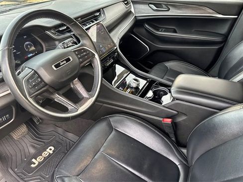 Used 2021 Jeep Grand Cherokee L Limited image 10