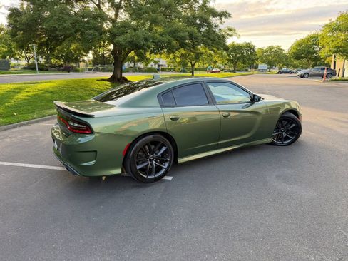 Used 2019 Dodge Charger R/T w/ Plus Group RWD image 9
