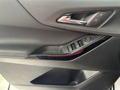 New 2026 Chevrolet Equinox LT image 15