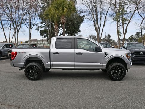Used 2023 Ford F150 XLT image 5
