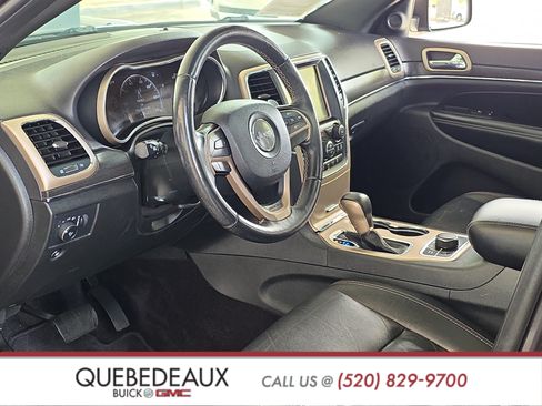 Used 2017 Jeep Grand Cherokee Limited AWD/4WD image 10