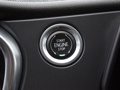 Used 2021 Chevrolet Blazer LT image 23