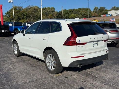 Used 2021 Volvo XC60 T5 Momentum w/ Climate Package image 6