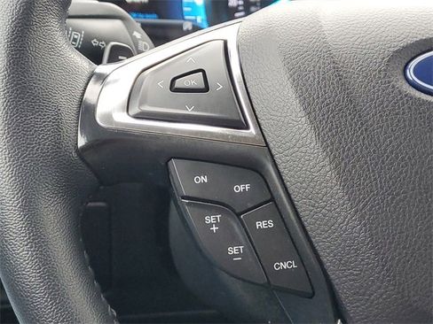 Used 2024 Ford Edge SEL w/ Convenience Package image 18