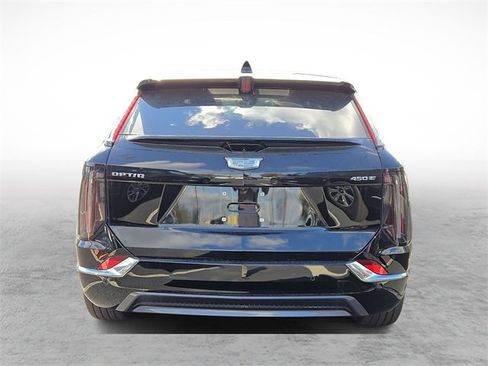 New 2026 Cadillac Optiq Luxury 1 image 3