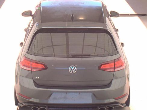 Used 2022 Volkswagen Golf R image 7