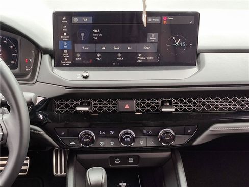 Used 2025 Honda Accord Sport image 17