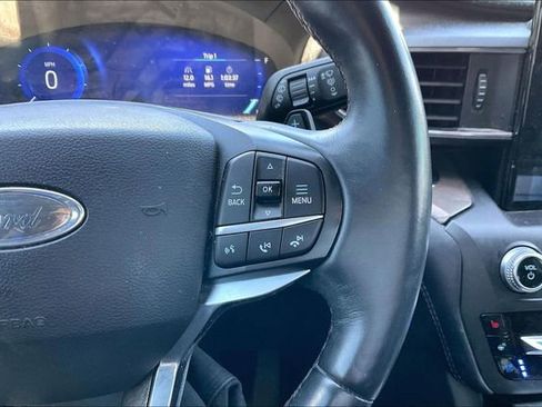 Used 2020 Ford Explorer Platinum w/ Premium Technology Package AWD/4WD image 20