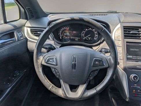 Used 2015 Lincoln MKC FWD image 31