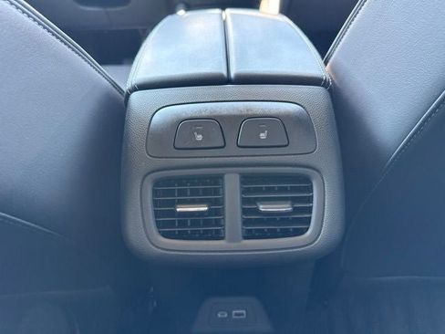 Used 2021 Buick Envision Avenir AWD/4WD image 18