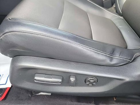 Used 2018 Honda Accord Sport image 14