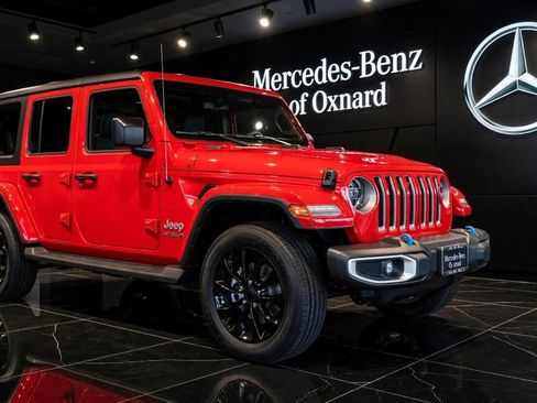 Used 2022 Jeep Wrangler Unlimited Sahara AWD/4WD image 1