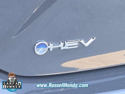 Used 2025 Toyota Camry LE w/ Convenience Package image 18