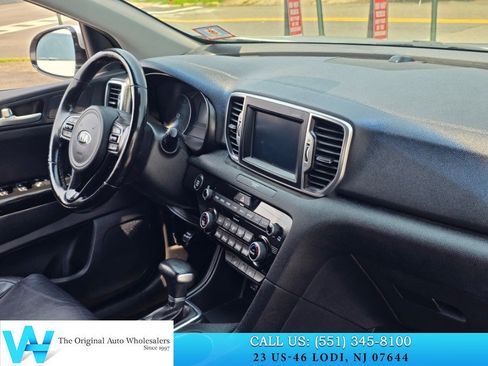Used 2018 Kia Sportage EX w/ EX Premium Package AWD/4WD image 17