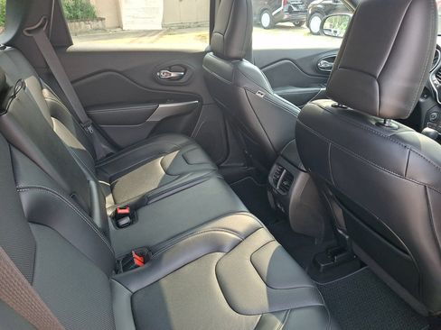 Used 2021 Jeep Cherokee Latitude Lux 80th Anniv w/ Quick Order Package 26U 80TH AWD/4WD image 19