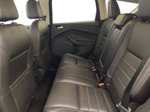 Used 2016 Ford Escape Titanium w/ Equipment Group 301A AWD/4WD image 18