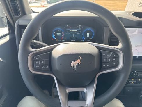 New 2025 Ford Bronco 2-Door w/ Sasquatch Package AWD/4WD image 13