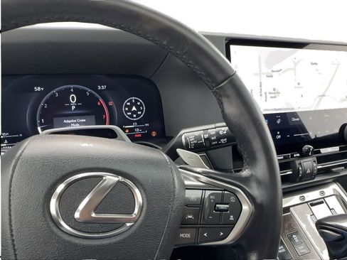 Used 2024 Lexus GX 550 w/ Cold Area Package AWD/4WD image 42