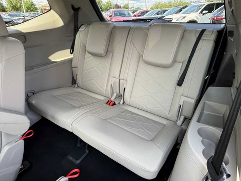 Used 2026 Volkswagen Atlas SE AWD/4WD image 18