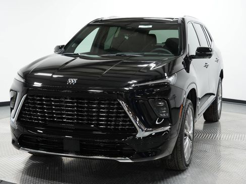 New 2026 Buick Enclave Avenir w/ Super Cruise Package image 3