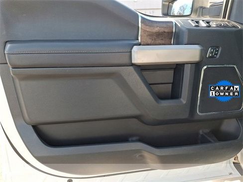 Used 2022 Ford F350 Lariat w/ Lariat Ultimate Package image 12