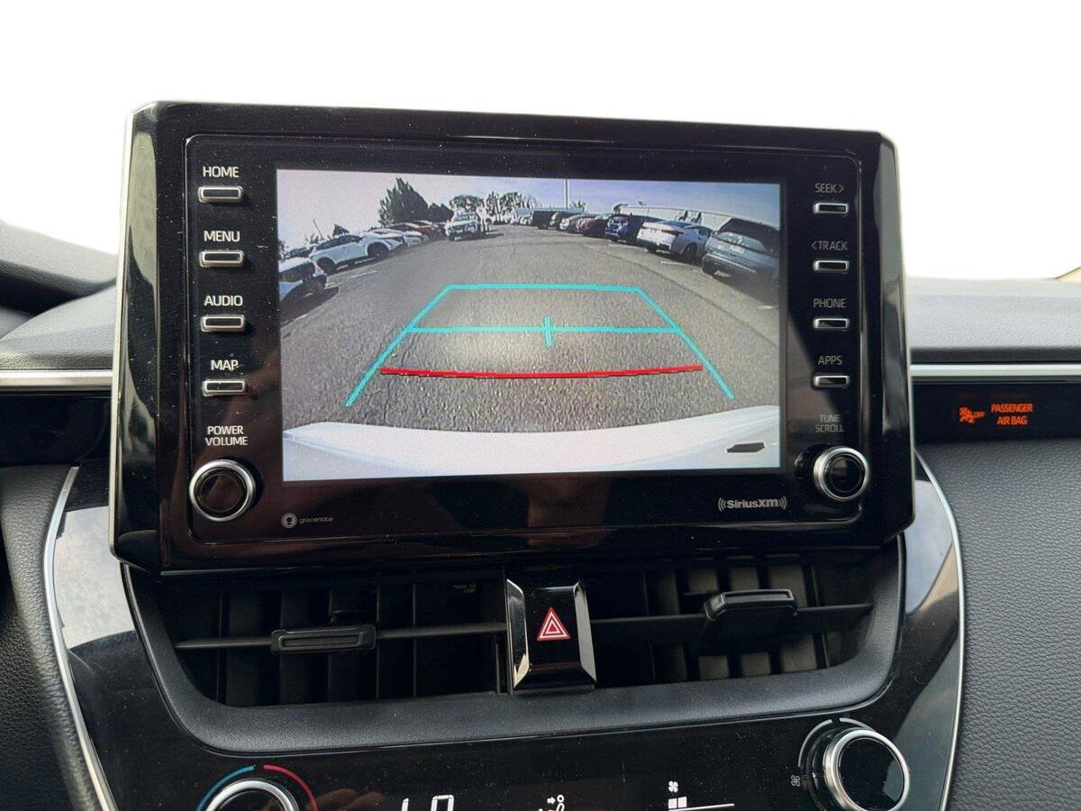 Used 2021 Toyota Corolla LE FWD image 20
