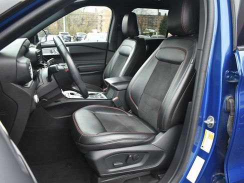 Used 2022 Ford Explorer ST-Line w/ Class IV Trailer Tow Package image 9