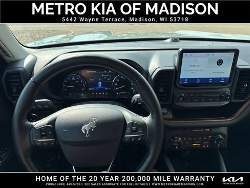 Used 2022 Ford Bronco Sport Outer Banks w/ Tech Package AWD/4WD image 17