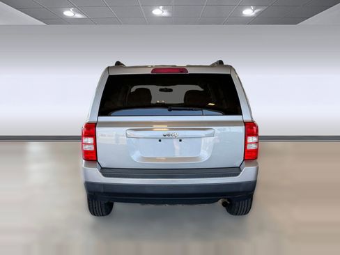 Used 2015 Jeep Patriot Sport w/ Power Value Group FWD image 10
