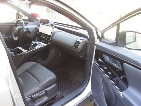 Certified 2023 Toyota bZ4X AWD w/ Weather Package image 19