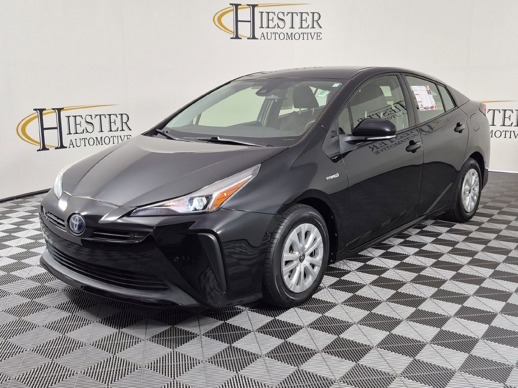 Used 2021 Toyota Prius LE FWD image 9