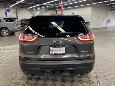 Used 2019 Jeep Cherokee Latitude Plus w/ Cold Weather Group image 10
