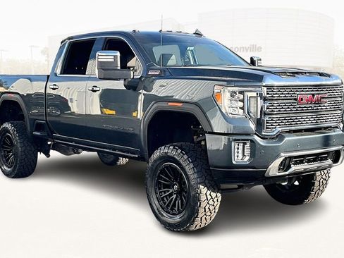 Used 2020 GMC Sierra 2500 Denali w/ Denali Ultimate Package image 3