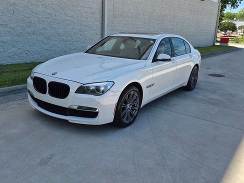 Used 2013 BMW 740Li xDrive AWD/4WD image 2