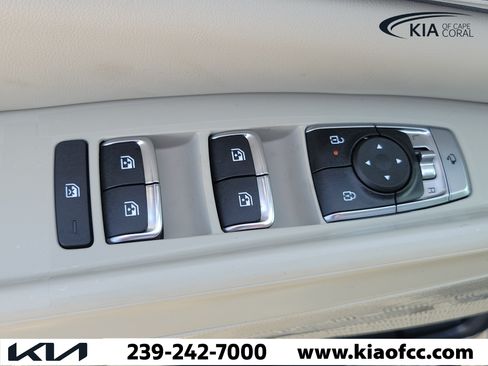 New 2026 Kia Carnival EX FWD image 23