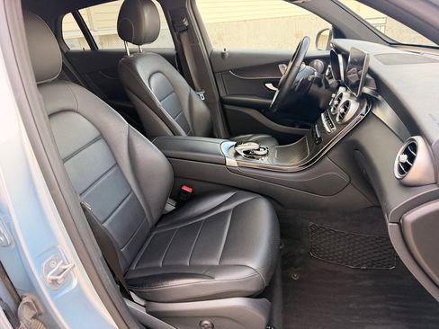 Used 2018 Mercedes-Benz GLC 300 4MATIC Coupe image 22