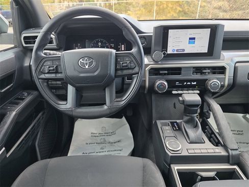 Certified 2025 Toyota Tacoma SR5 image 7