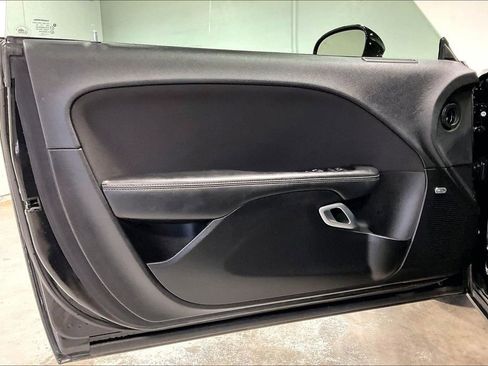 Used 2023 Dodge Challenger SXT w/ Blacktop Package image 20