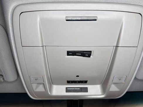 Used 2014 GMC Sierra 1500 SLT w/ SLT Preferred Package RWD image 18