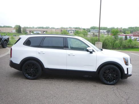 Used 2022 Kia Telluride EX w/ EX Premium Package AWD/4WD image 4