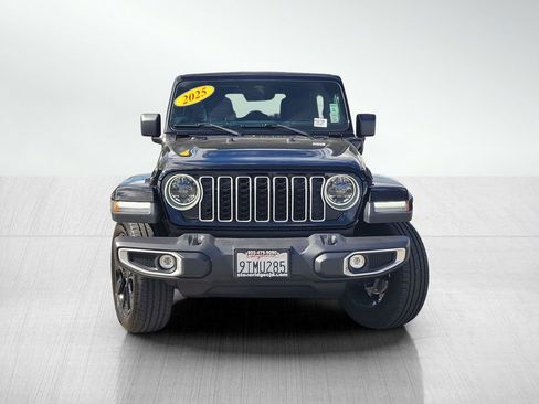 Used 2025 Jeep Wrangler Unlimited Sahara w/ Safety Group image 2