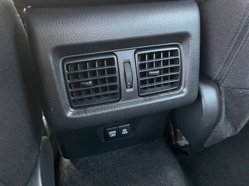 Used 2025 Toyota Camry LE image 24