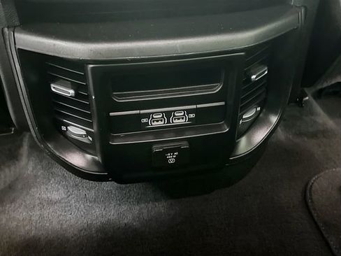 Used 2022 RAM 1500 Laramie image 24
