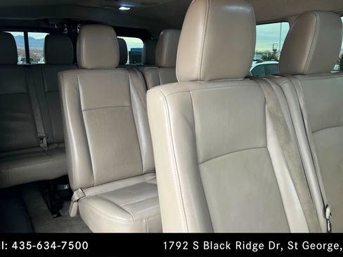 Used 2018 Nissan NV 3500 SL image 19